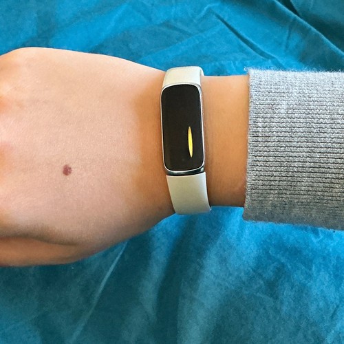 Fitbit luxe activity tracker - fitbit,